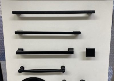 Simple cupboard handles