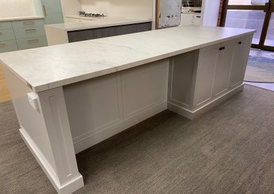 Engineered stone benchtops kitchen bay